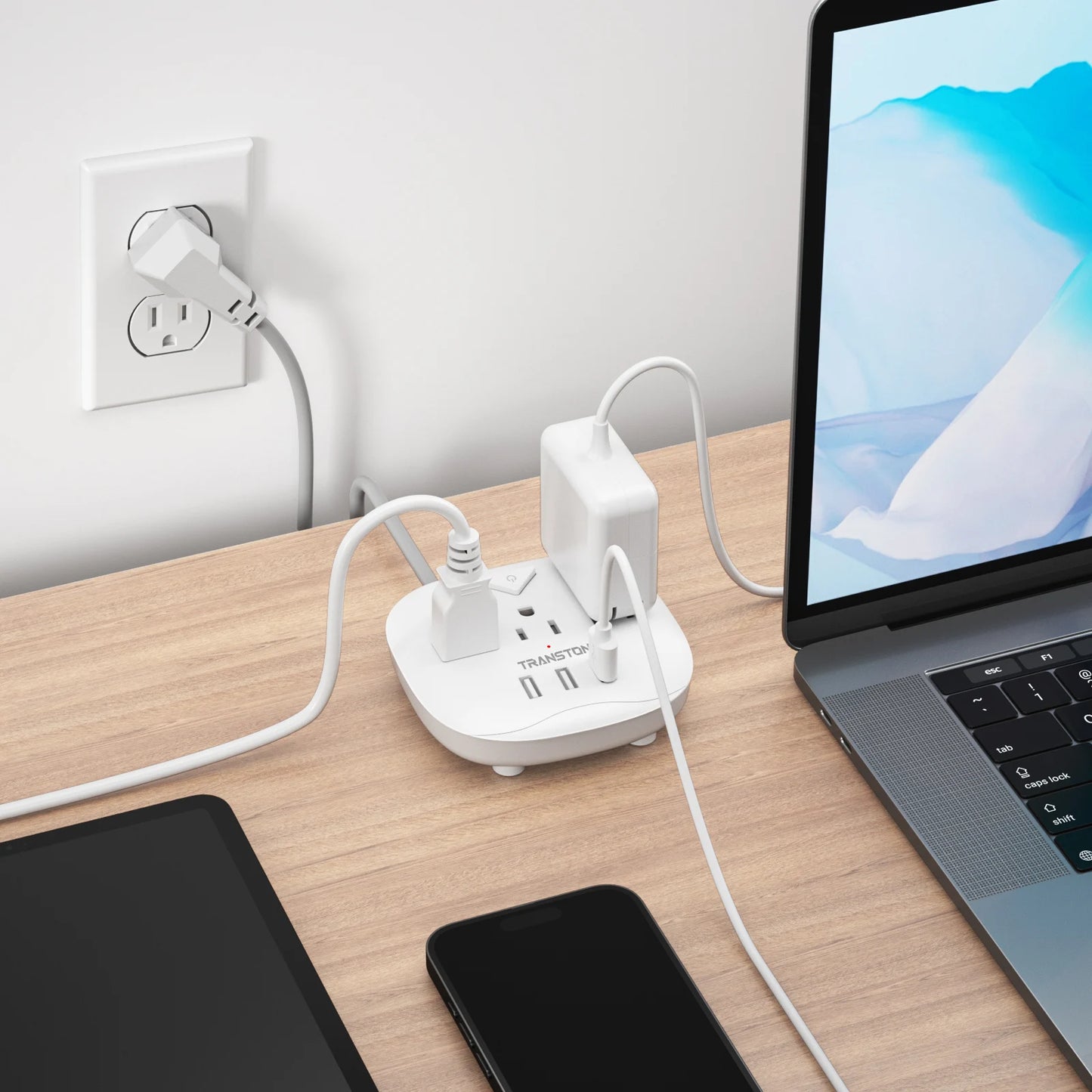 Quick Charge Power socket with USB Ports